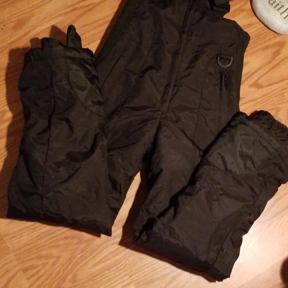 Essentials sport snow‎ bids 12